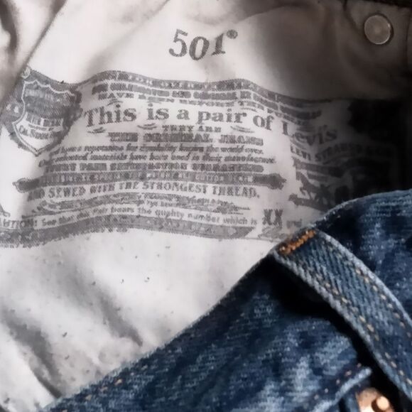 Levi's Blue Jean Shorts Distressed Cut-Off Style - Picture 9 of 12